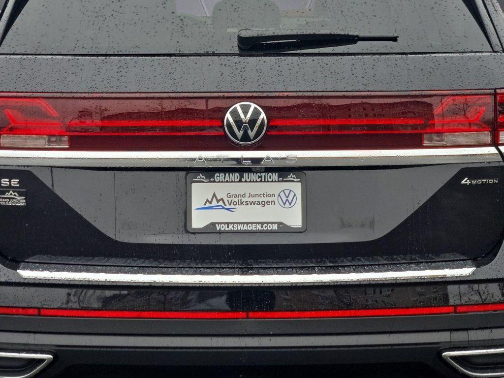 new 2026 Volkswagen Atlas car, priced at $43,699