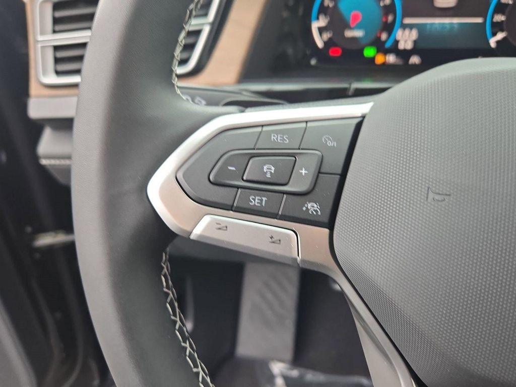 new 2026 Volkswagen Atlas car, priced at $43,699