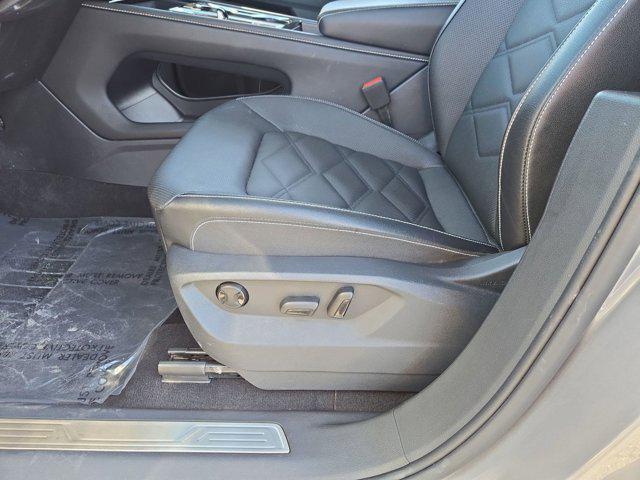 used 2025 Volkswagen Atlas car, priced at $31,996