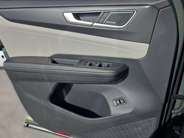 new 2026 Volkswagen Atlas Cross Sport car, priced at $51,282