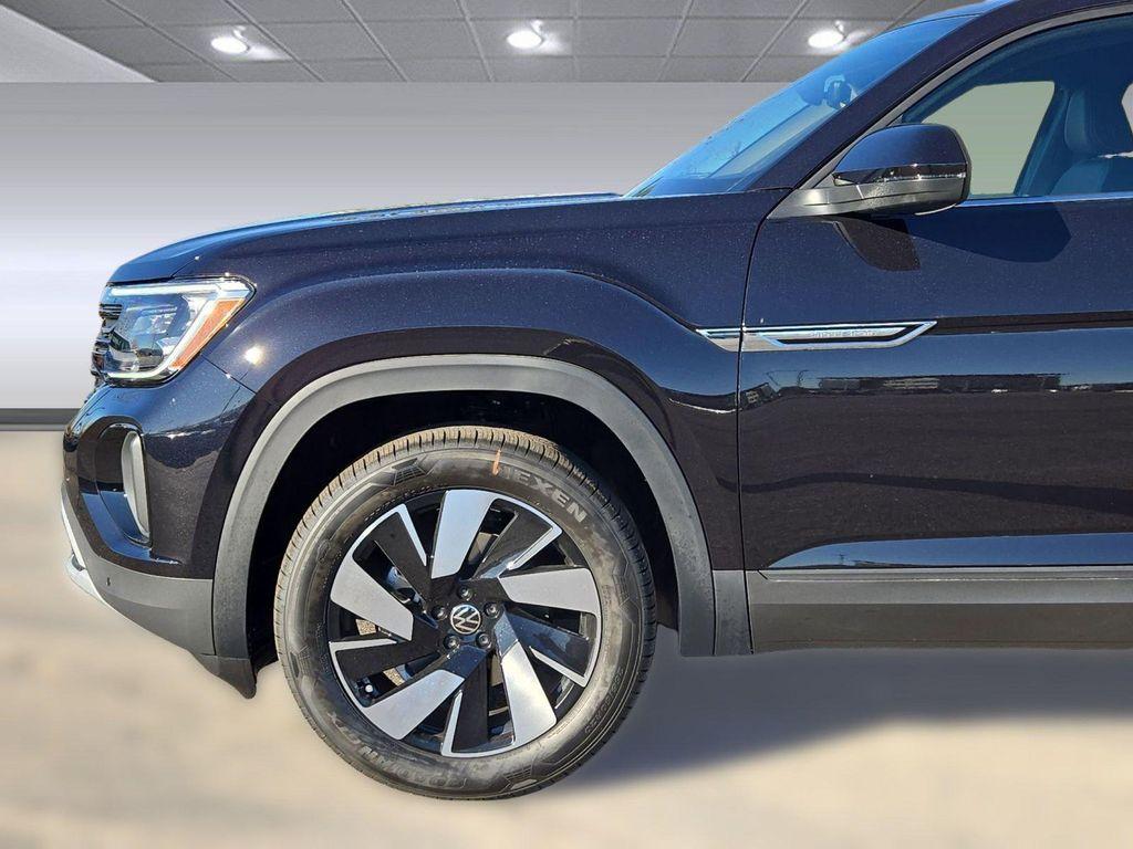 new 2026 Volkswagen Atlas Cross Sport car, priced at $46,998