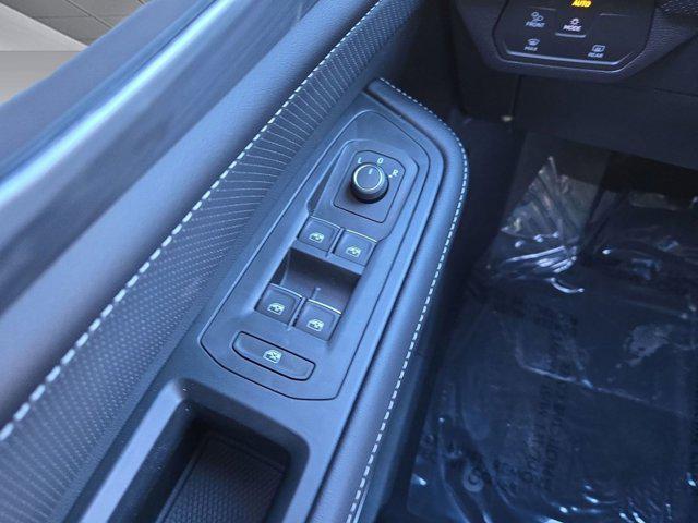 new 2026 Volkswagen Atlas Cross Sport car, priced at $46,431