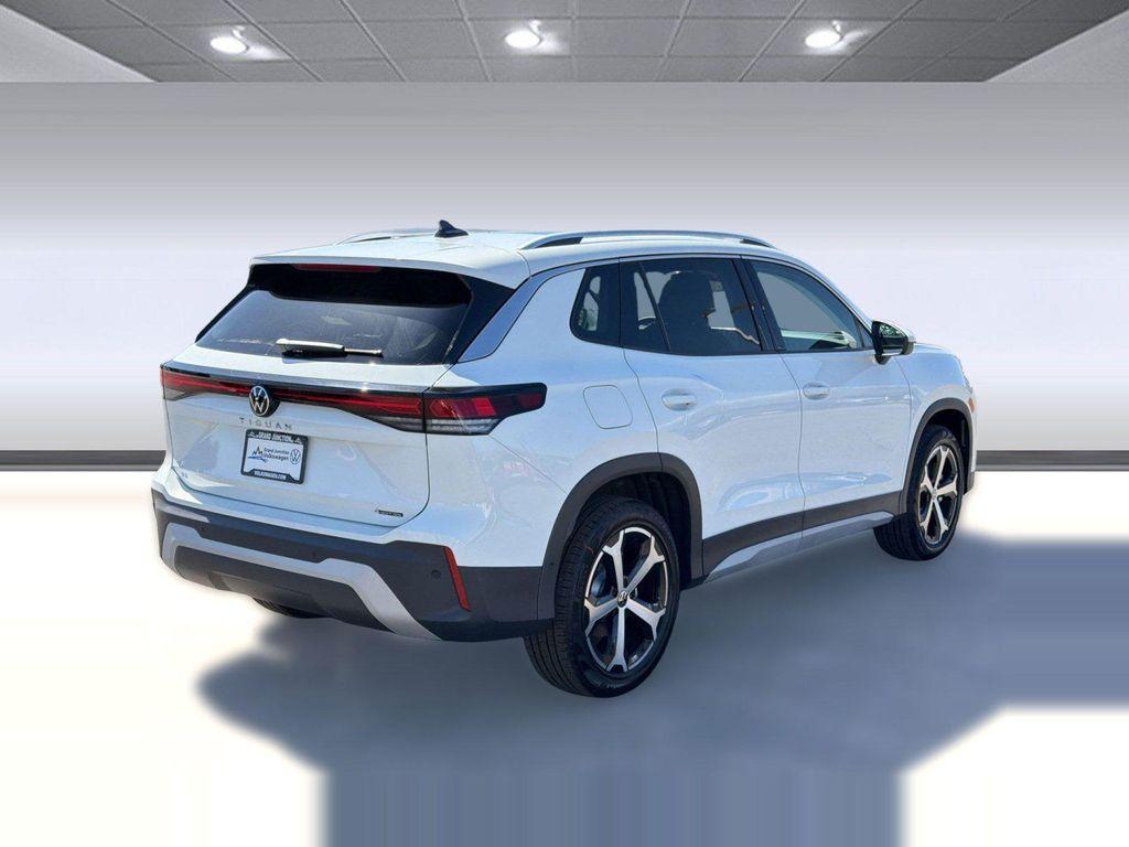 new 2026 Volkswagen Tiguan car, priced at $37,318