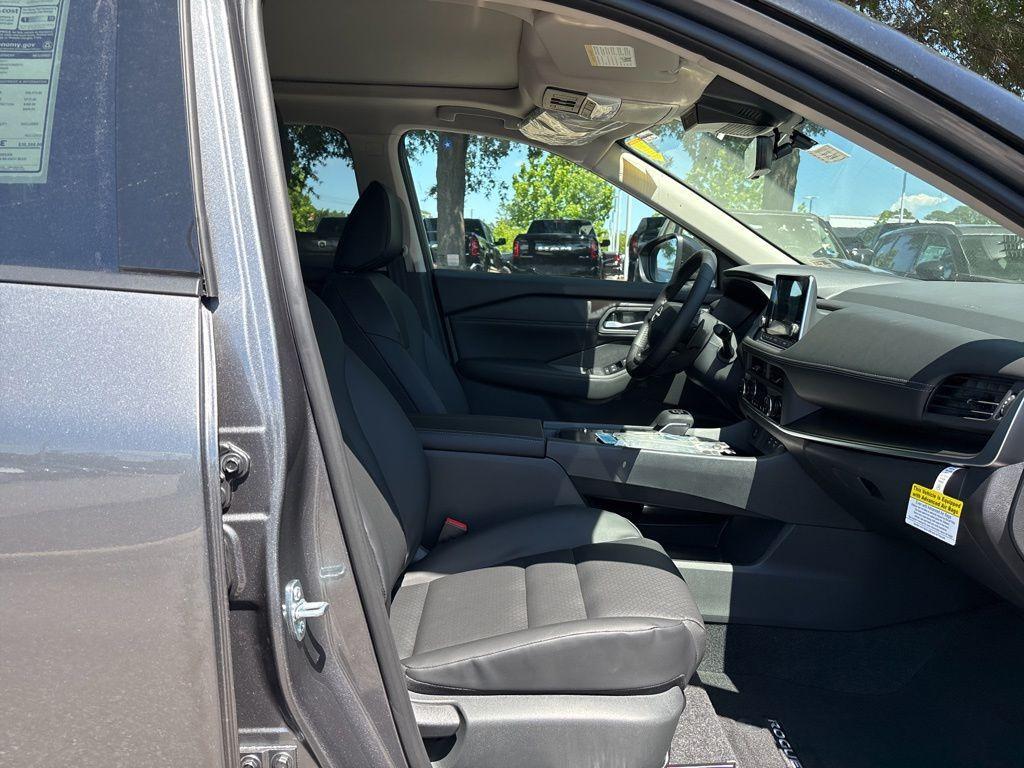 new 2026 Nissan Rogue car, priced at $32,030