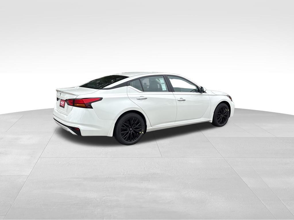 new 2025 Nissan Altima car, priced at $26,997
