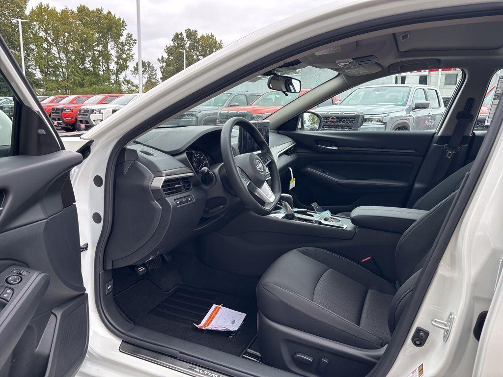 new 2025 Nissan Altima car, priced at $26,997