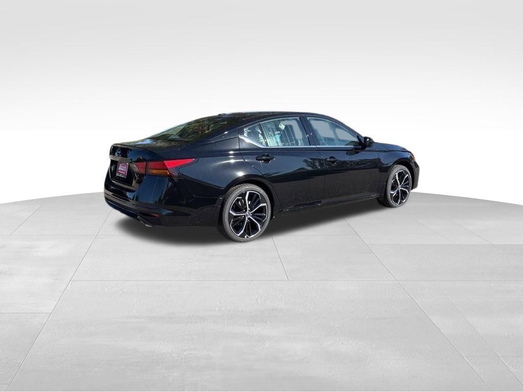 new 2025 Nissan Altima car, priced at $29,920