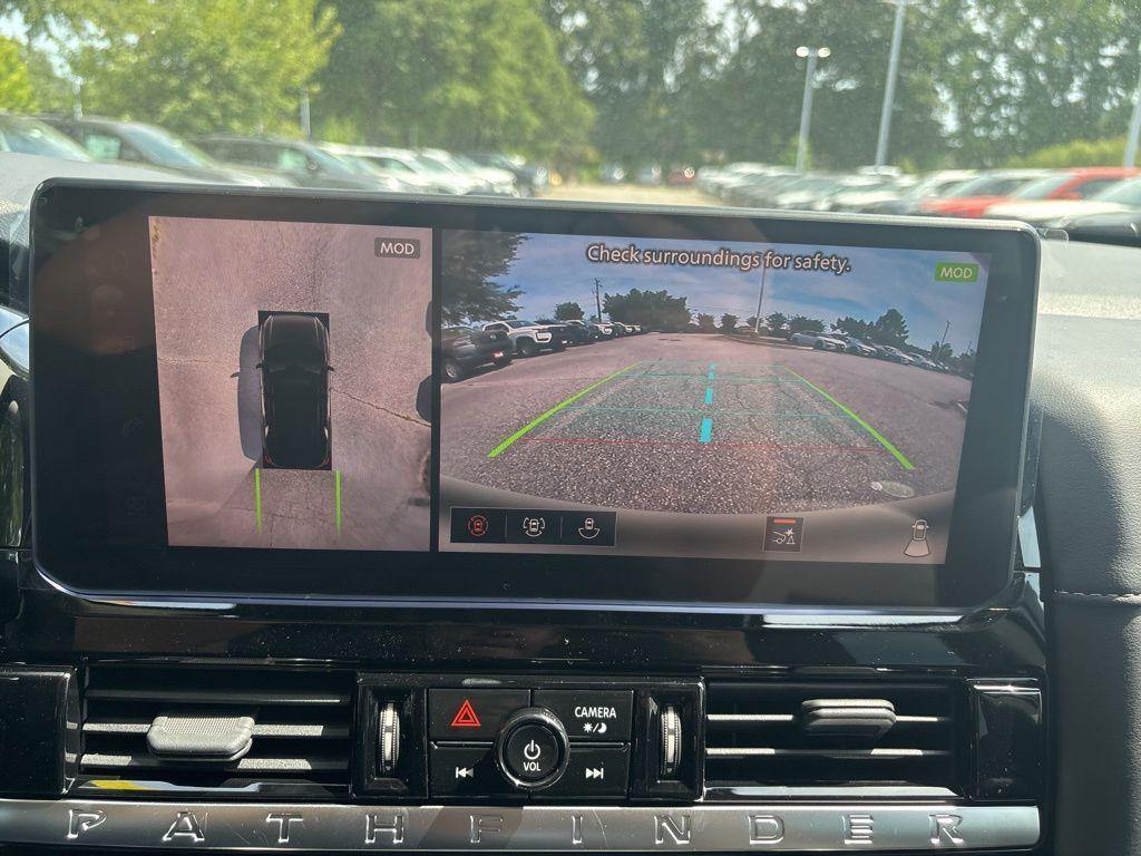 new 2026 Nissan Pathfinder car, priced at $41,972