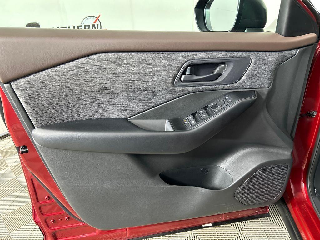 used 2023 Nissan Rogue car, priced at $17,658