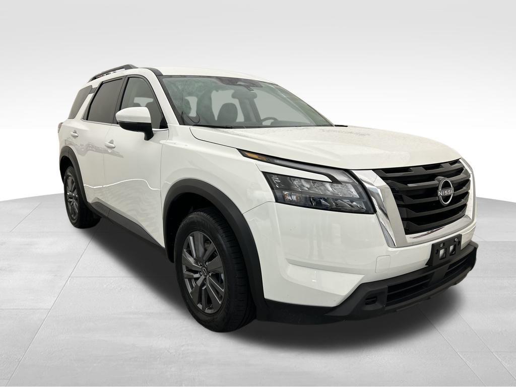used 2025 Nissan Pathfinder car, priced at $30,386