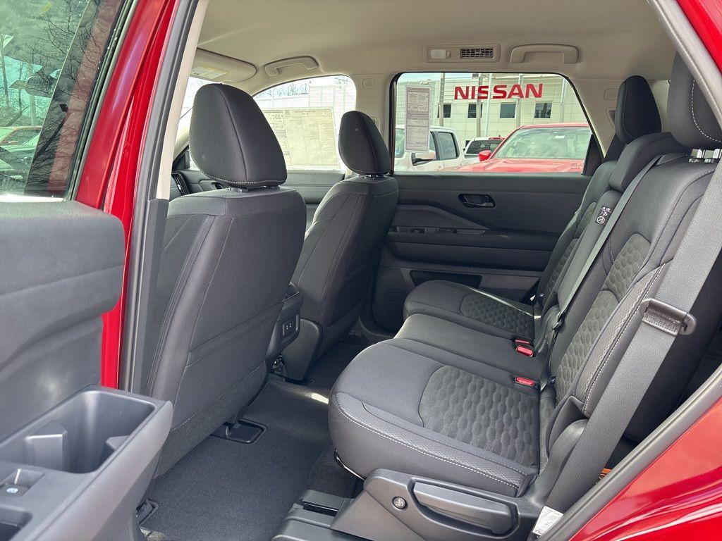 new 2026 Nissan Pathfinder car, priced at $37,466