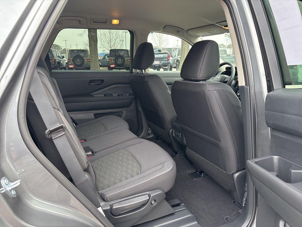 new 2026 Nissan Pathfinder car, priced at $37,060