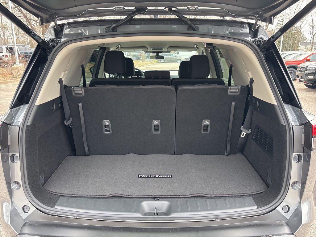 new 2026 Nissan Pathfinder car, priced at $37,060