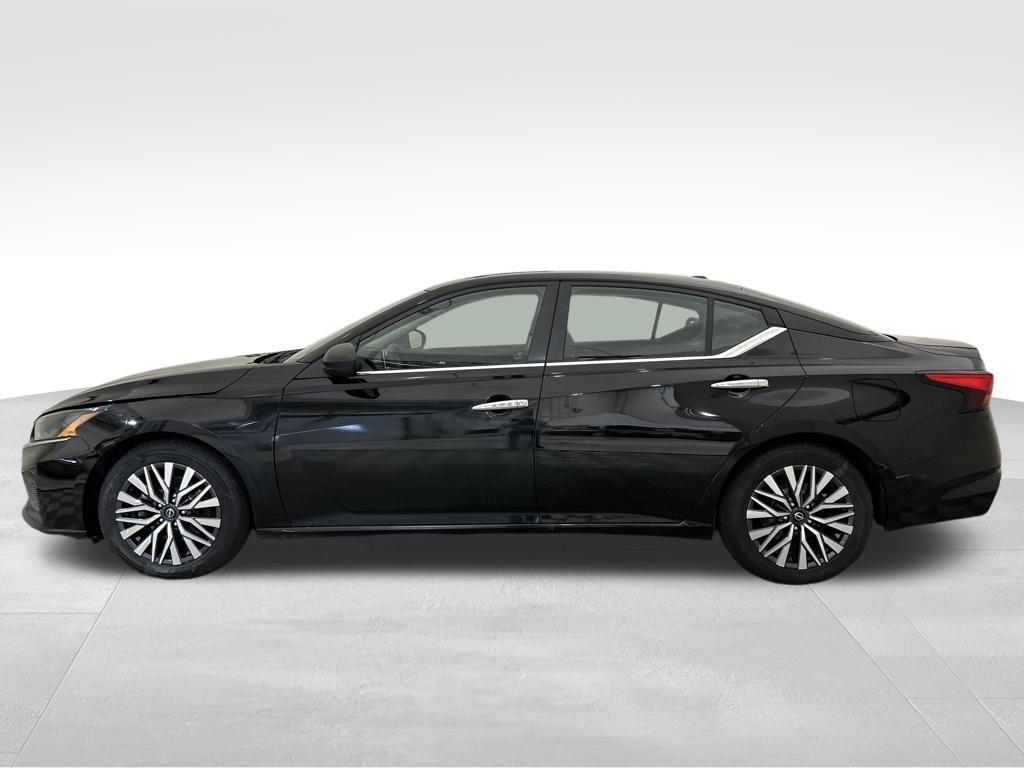 used 2024 Nissan Altima car, priced at $19,314