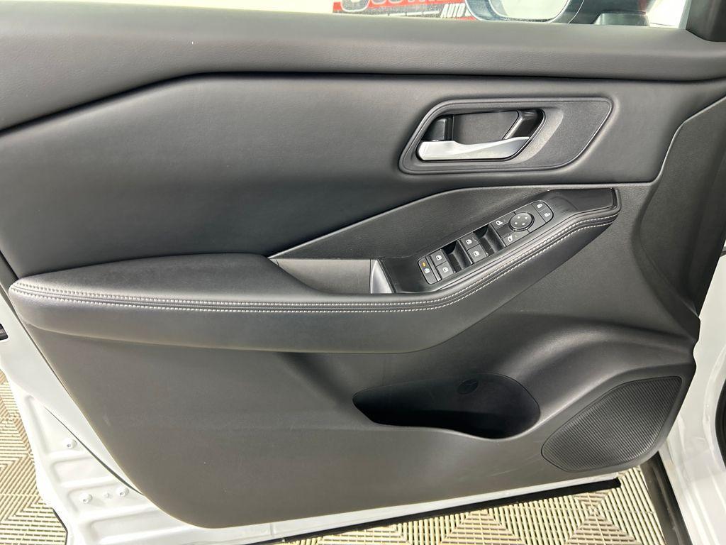 used 2024 Nissan Rogue car, priced at $19,999