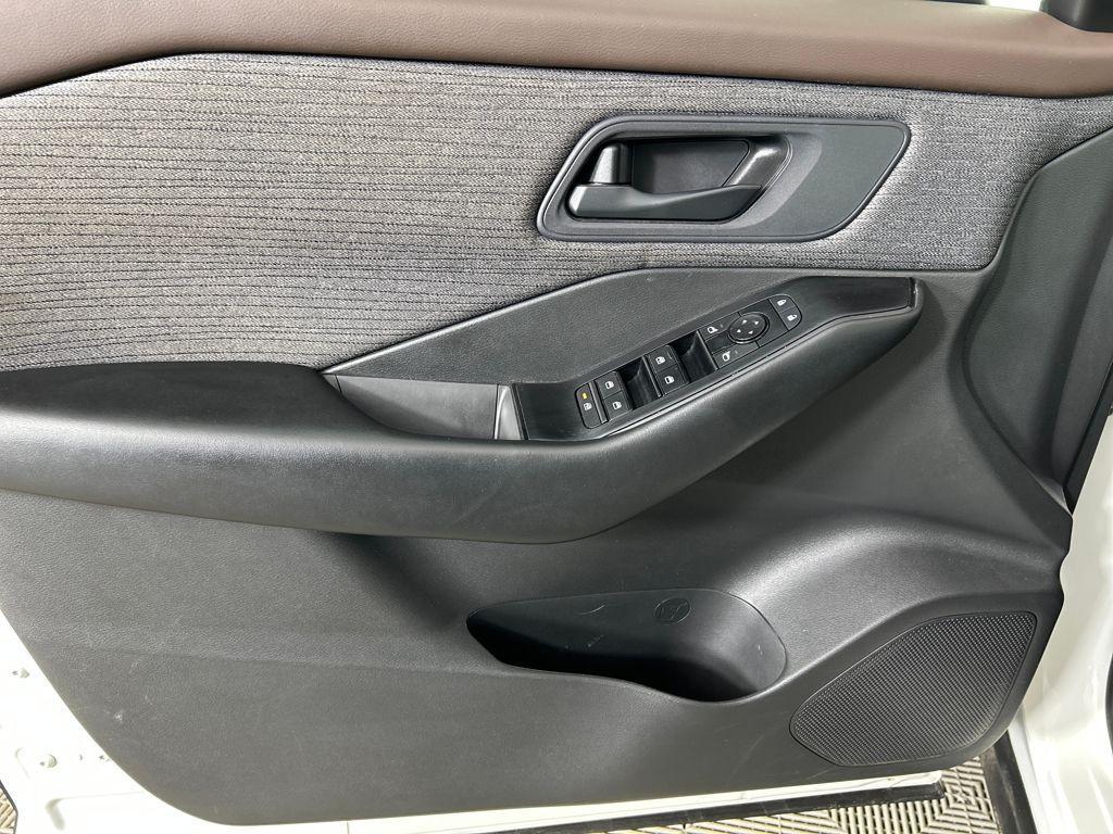 used 2023 Nissan Rogue car, priced at $17,251