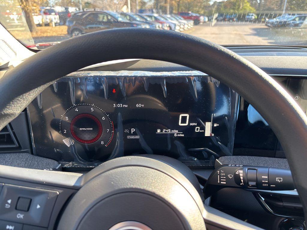 new 2026 Nissan Kicks car, priced at $25,004