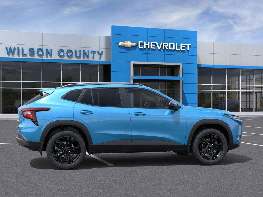 new 2025 Chevrolet Trax car, priced at $27,600