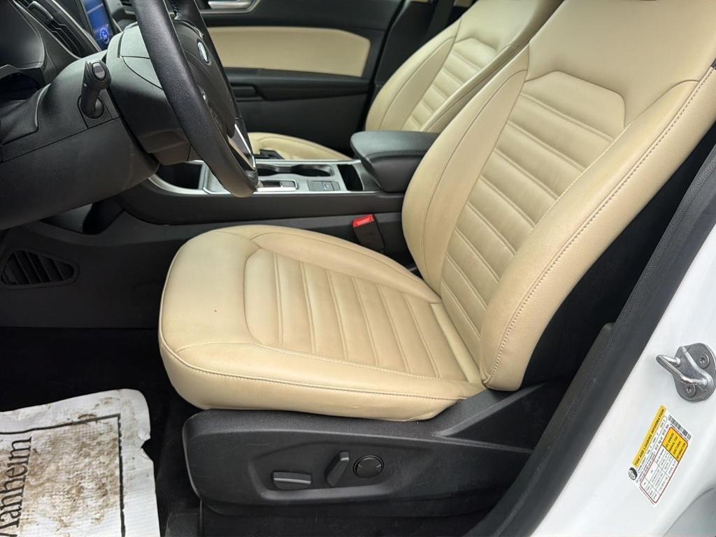 used 2022 Ford Edge car, priced at $24,900