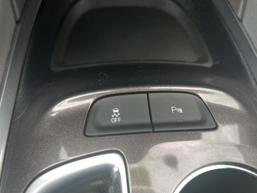 used 2021 Chevrolet Malibu car, priced at $17,900