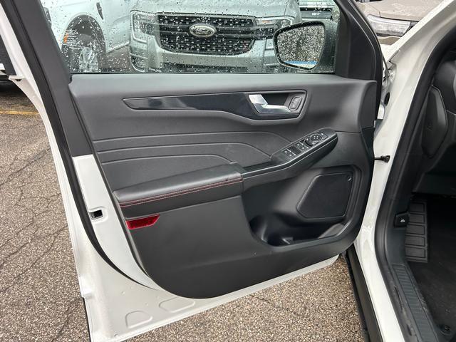 new 2026 Ford Escape car, priced at $31,699