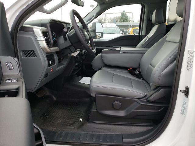 new 2025 Ford F-350 car, priced at $71,487