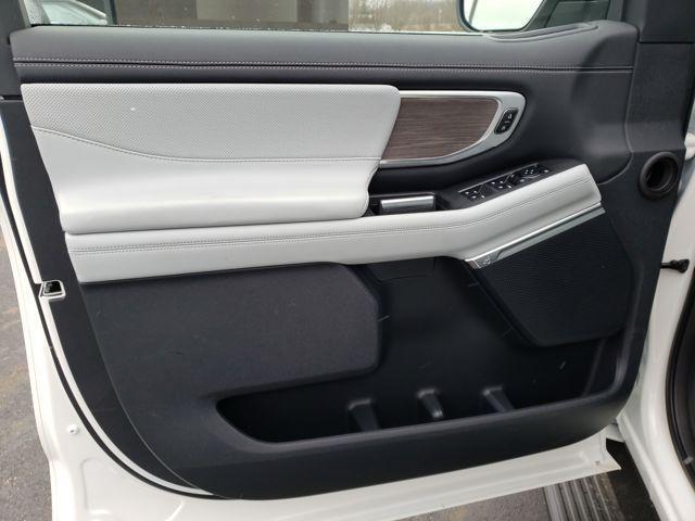 new 2025 Ford Expedition Max car, priced at $90,075