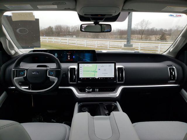 new 2025 Ford Expedition Max car, priced at $90,075