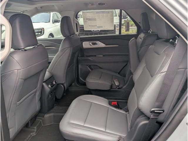 new 2025 Ford Explorer car, priced at $43,381