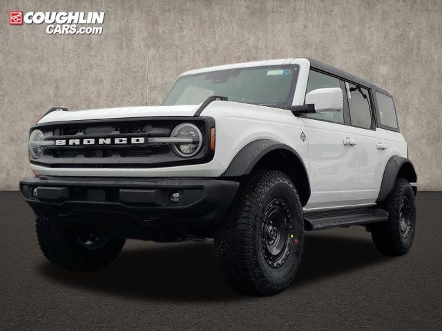 new 2025 Ford Bronco car, priced at $57,017