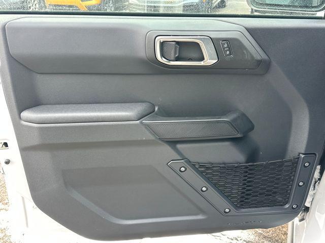 new 2025 Ford Bronco car, priced at $48,912