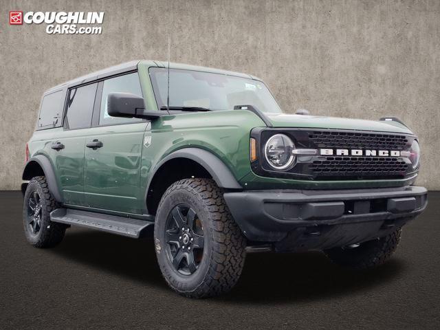 new 2025 Ford Bronco car, priced at $47,354