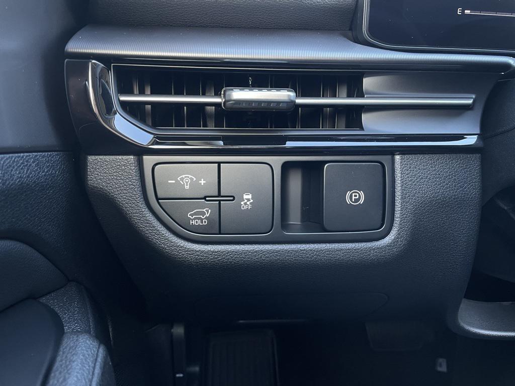 new 2026 Kia Sportage car, priced at $30,229