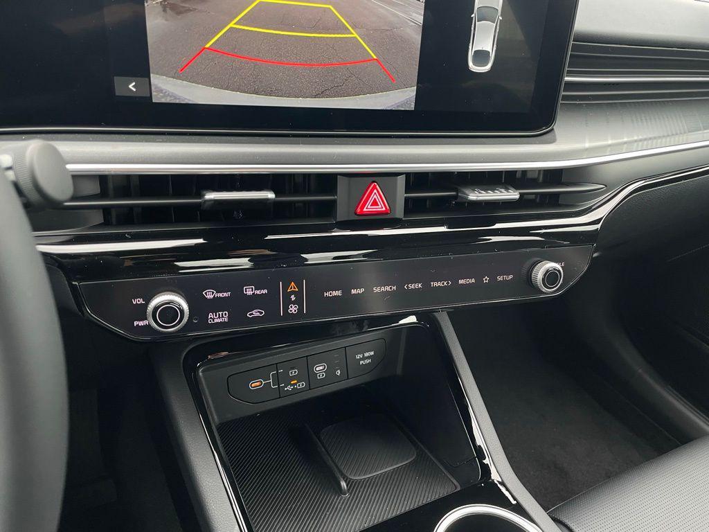 new 2026 Kia K5 car, priced at $30,275