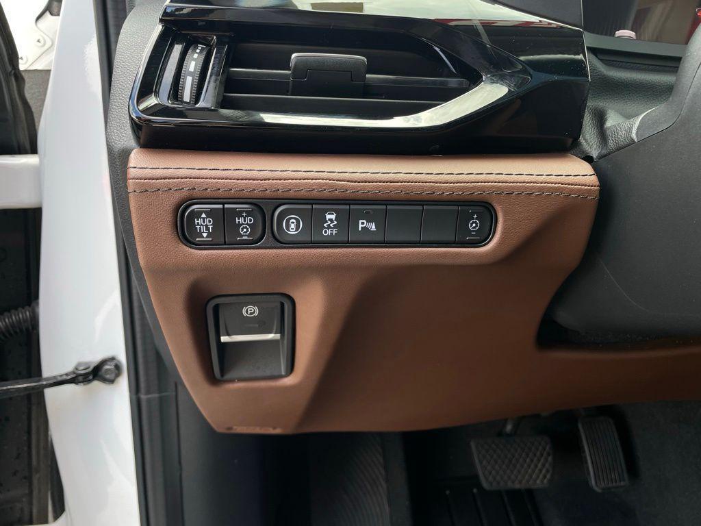 used 2022 Acura MDX car, priced at $35,955
