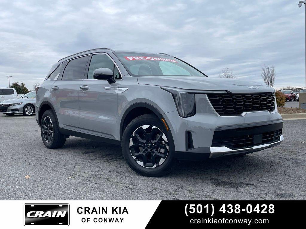 used 2025 Kia Sorento car, priced at $27,315