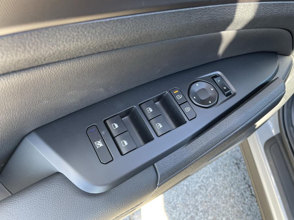 new 2026 Kia Sportage car, priced at $32,672