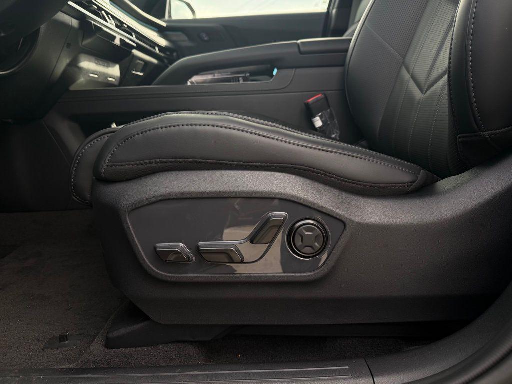 new 2027 Kia Telluride Hybrid car, priced at $57,810