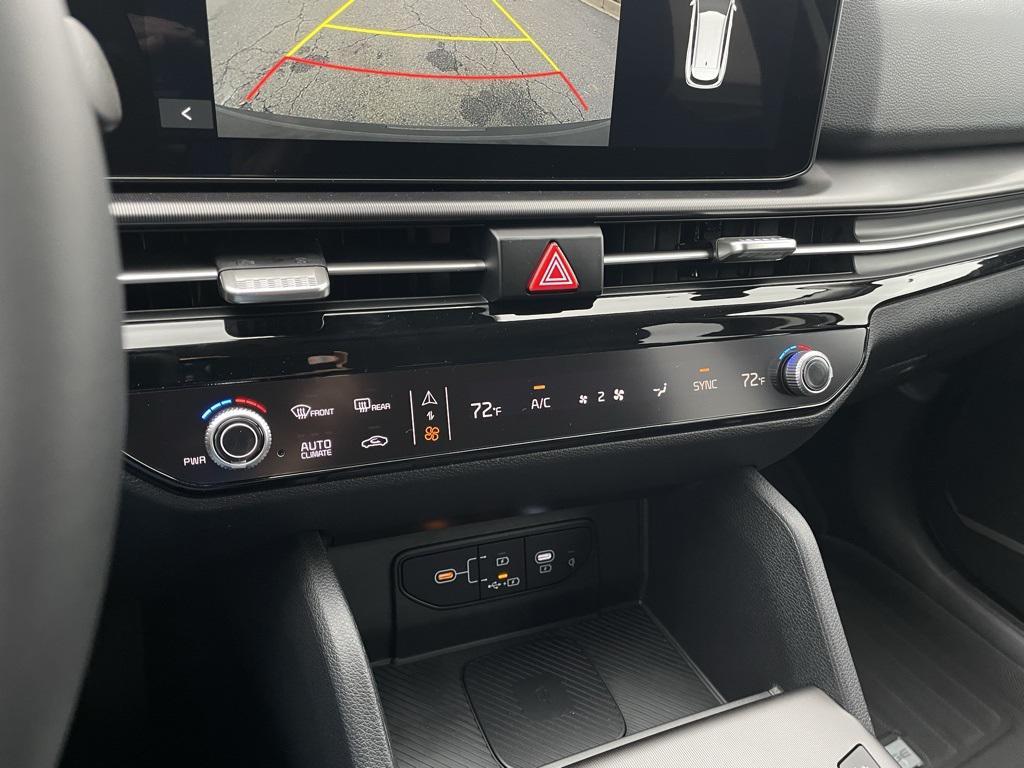 new 2026 Kia Sportage car, priced at $31,761