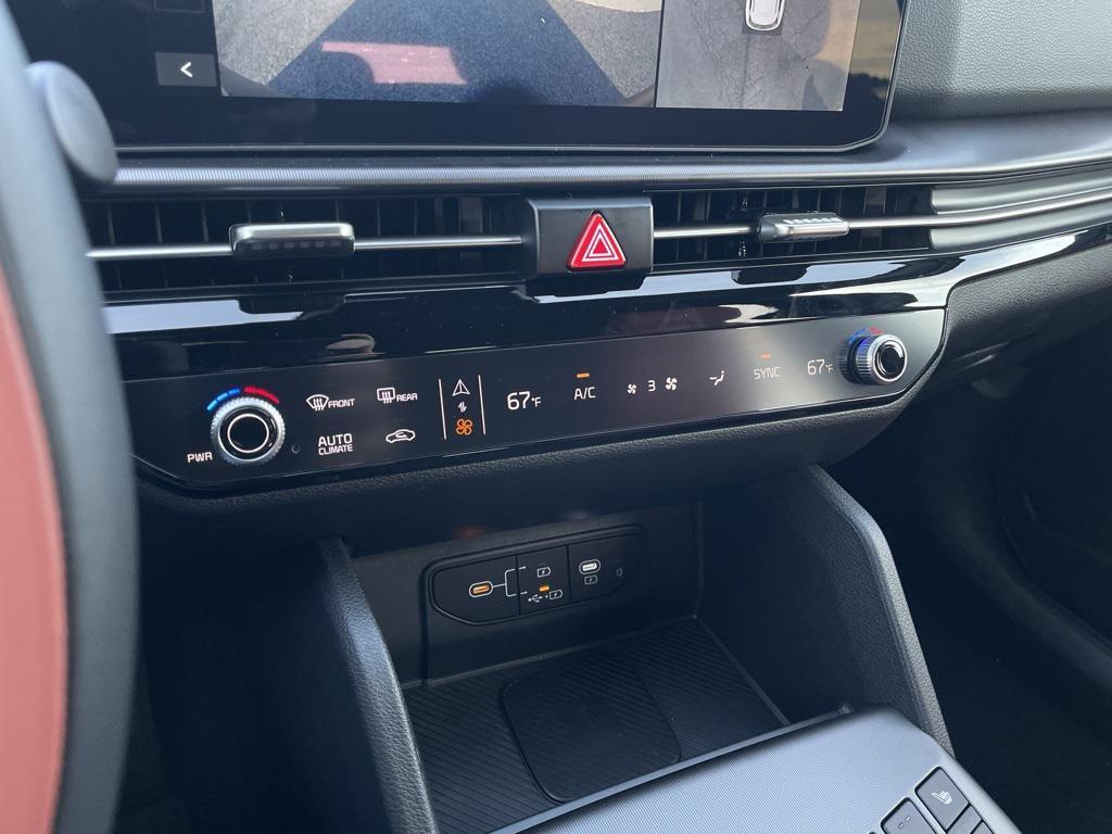 new 2026 Kia Sportage car, priced at $37,054