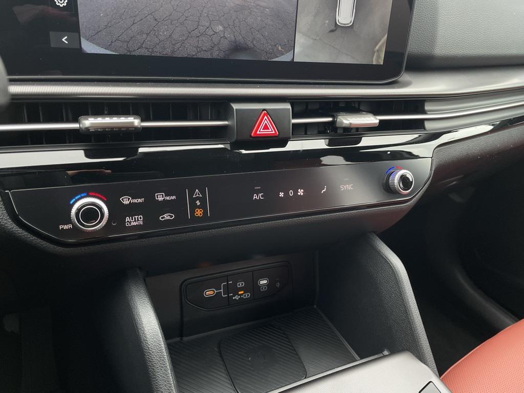 new 2026 Kia Sportage car, priced at $34,744