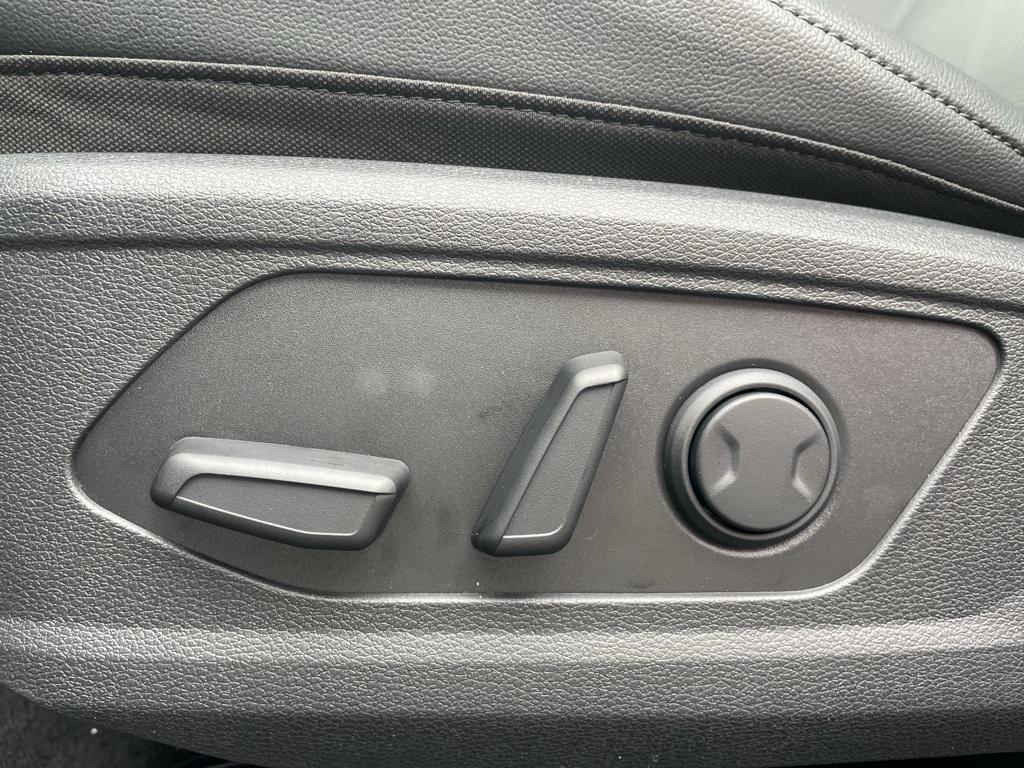 new 2026 Kia Sportage car, priced at $30,926