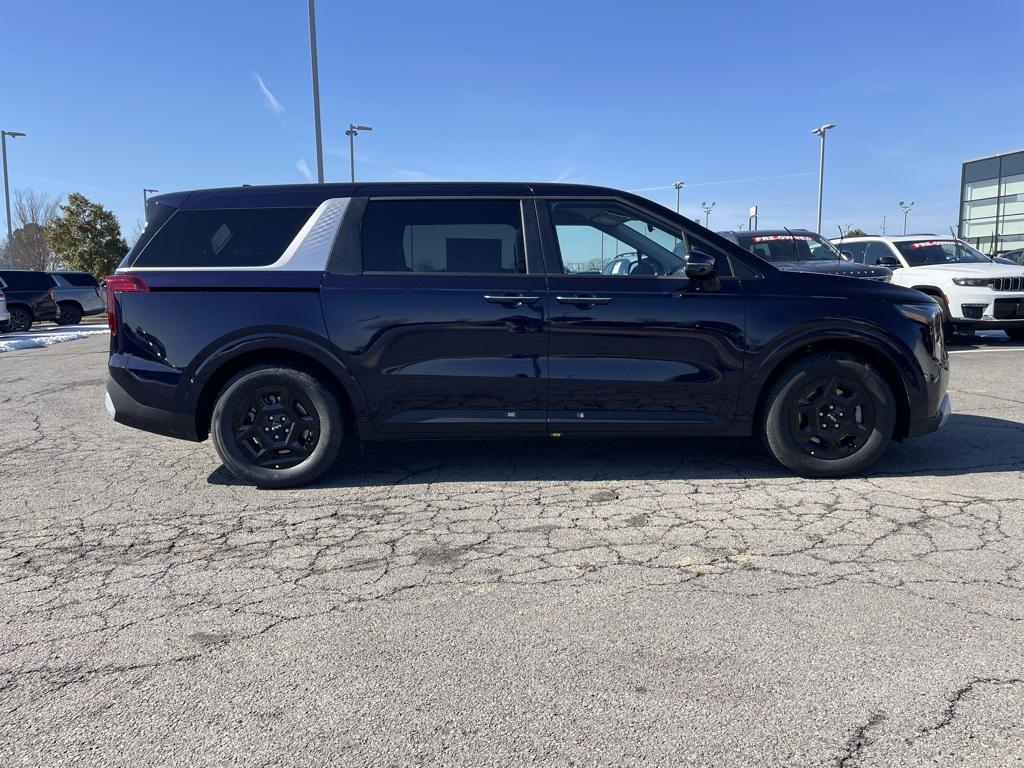 new 2026 Kia Carnival car, priced at $39,319