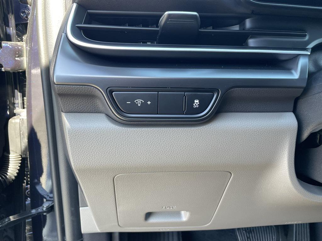 new 2026 Kia Carnival car, priced at $39,319