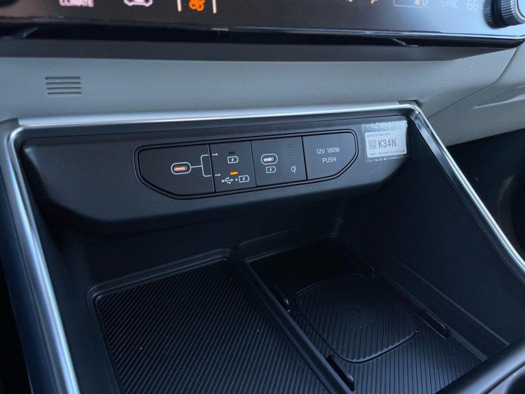 new 2026 Kia Carnival car, priced at $41,770