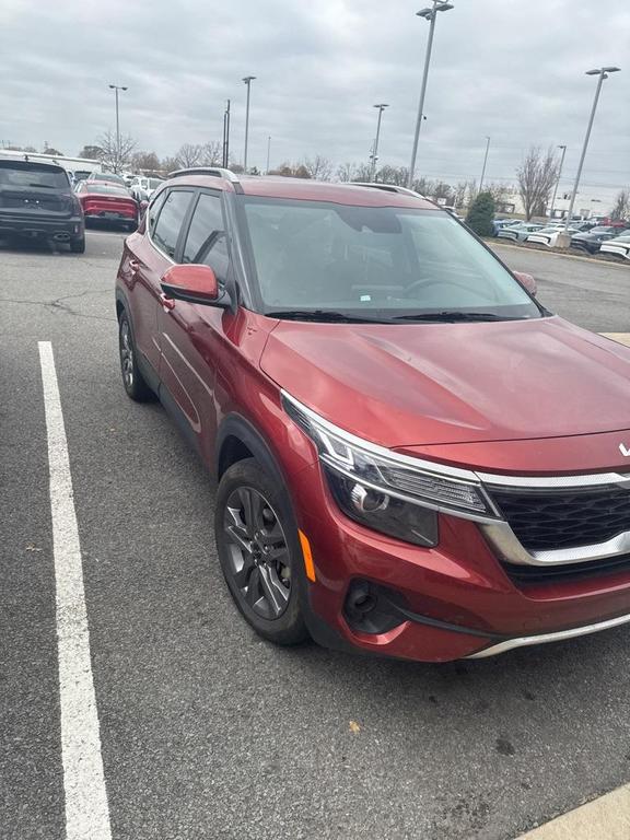 used 2023 Kia Seltos car, priced at $18,582