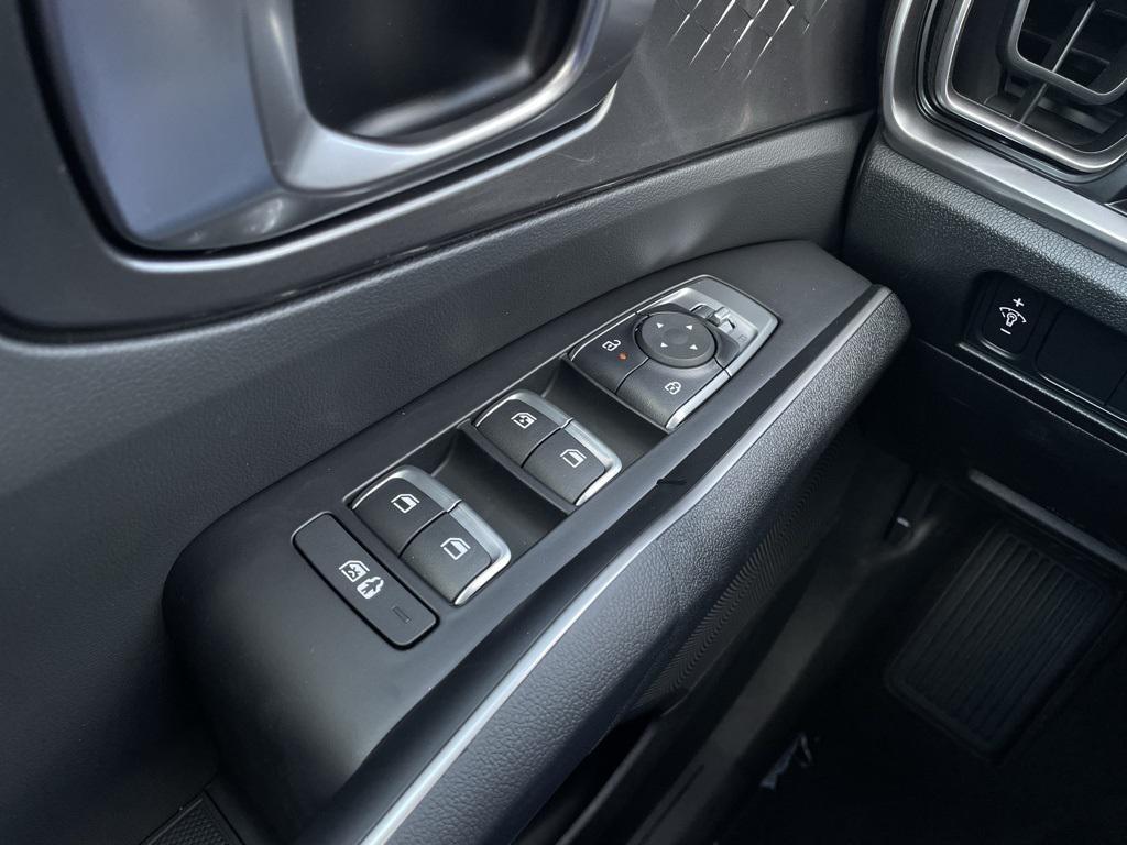 new 2026 Kia Sorento car, priced at $30,673