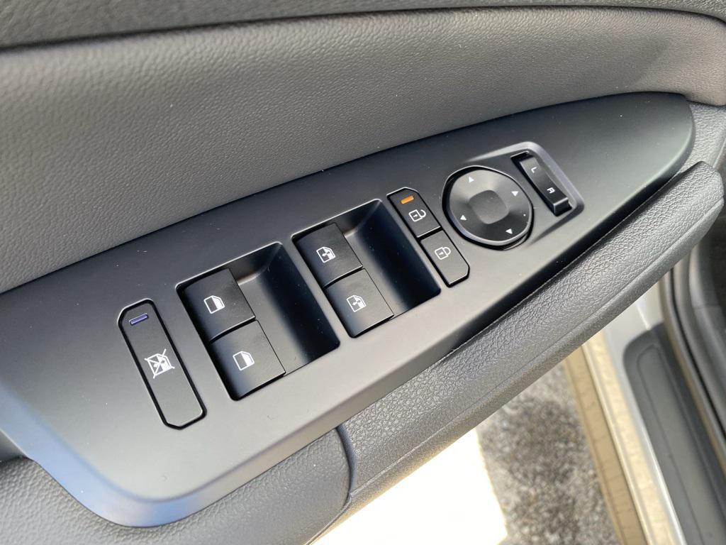 new 2026 Kia Sportage car, priced at $31,828