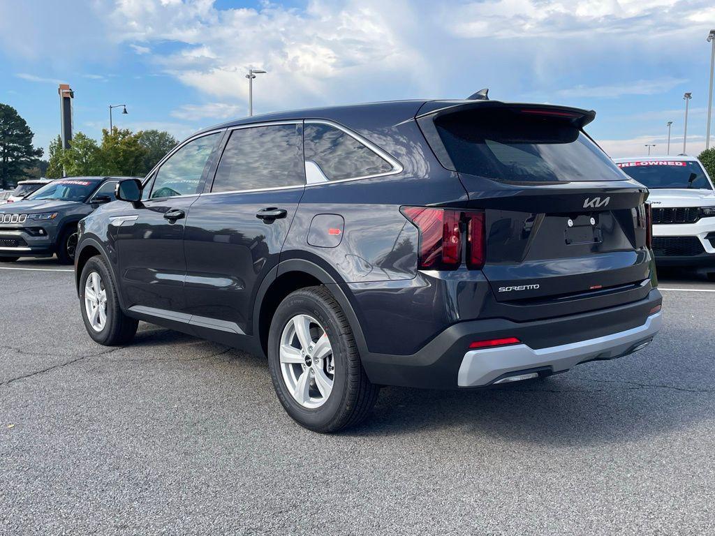 new 2026 Kia Sorento car, priced at $30,173