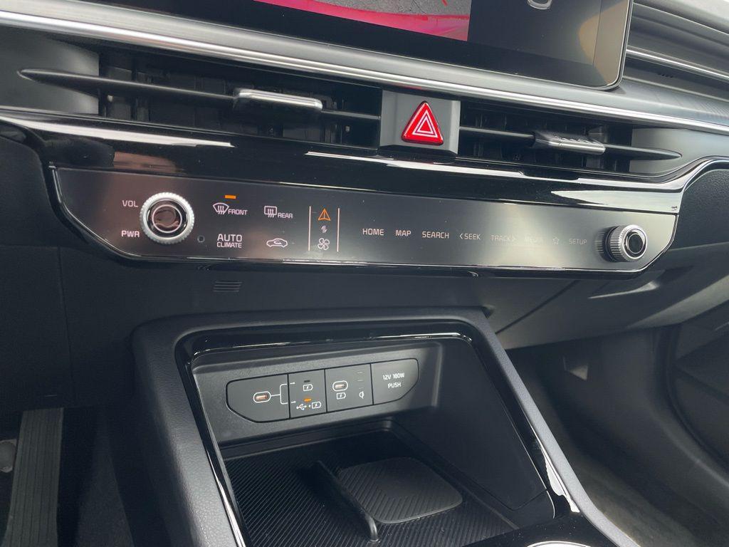 new 2026 Kia K5 car, priced at $30,275